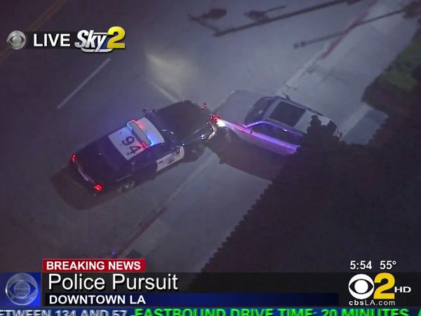 Car Chase - Wild Pursuits: 2013 - Burglary, assault suspects lead police on chase from Long Beach to Elysian Park