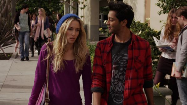 90210 - Traurige Naomi