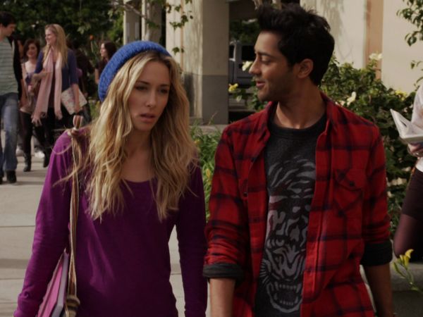 90210 - Traurige Naomi