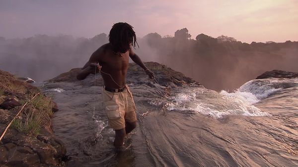 Africa, la más salvaje. - Zambeze: Agua salvaje