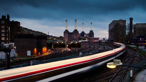 Desperate Hours - Road and Rail Disasters