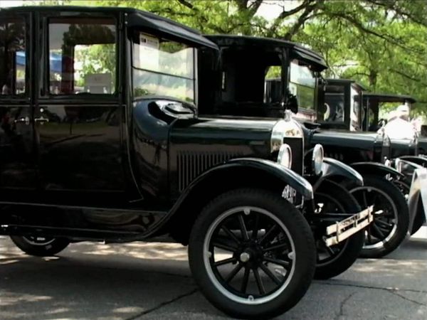 Great Cars: Hot Rods, Classics and Vintage Autos - Model T