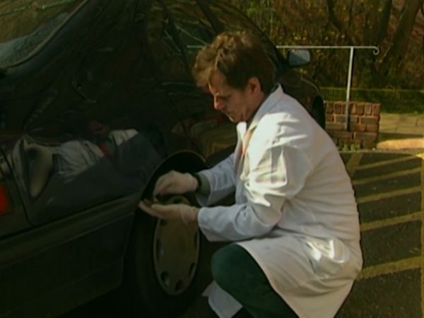 Medical Detectives - The Dirty Deed