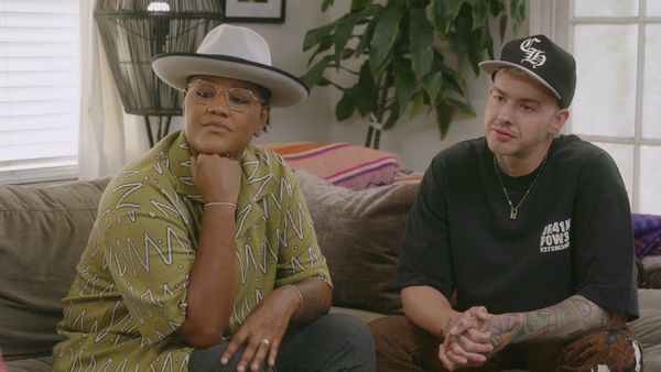 Help! I'm in a Secret Relationship! - Israel & Dylan