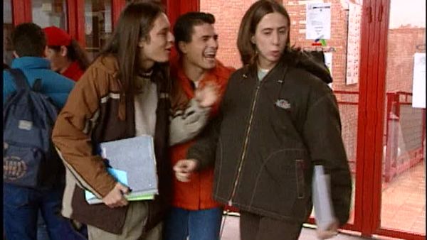 Al salir de Clase - Prohibido hacer favores