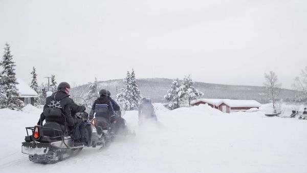 Jet Set - The Ice Hotel vs Barbados