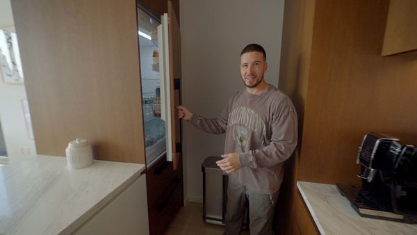 MTV Cribs NO - Vinny Guadagnino, Kaila Novak og Nick Viall