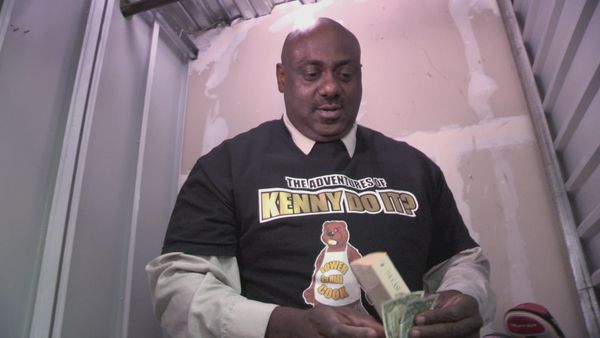 Storage Wars - Preaching to the Buyer