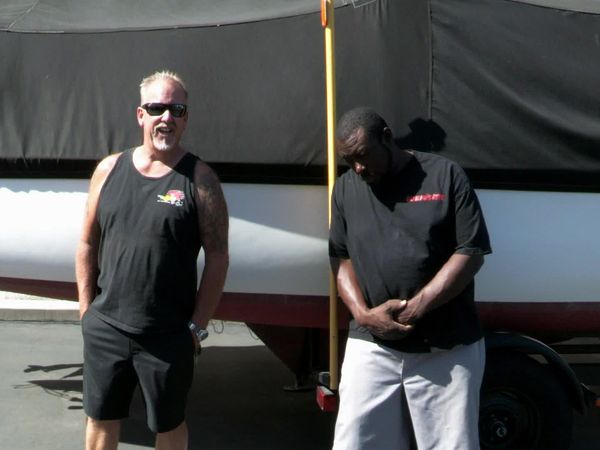 Storage Wars - Ivy Gets the Runaround