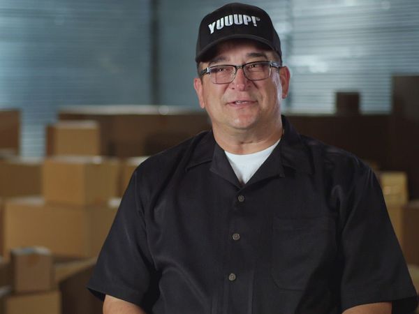 Storage Wars - Fowl Play