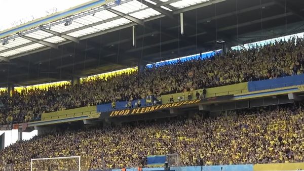 3point.dk: Stemningsvideoer - Lyden af Sydsiden: Stemningsvideoer fra tribunen (RFC, ACH og OB)