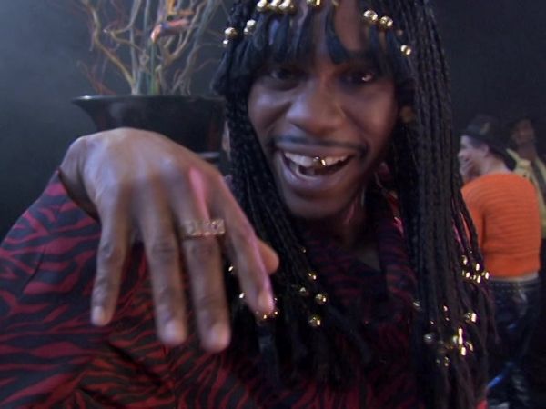 Chappelle's Show - The Love Contract & True Hollywood Stories: Rick James