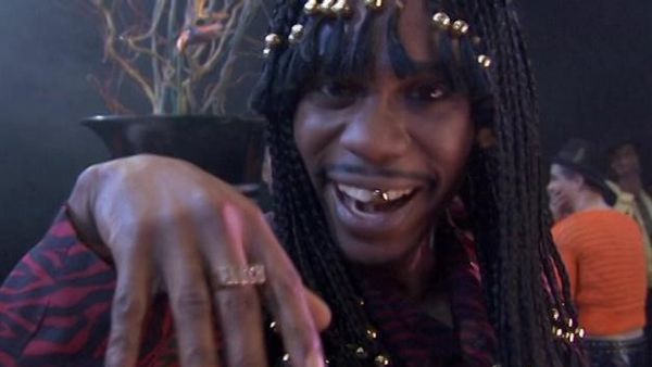 Chappelle's Show - The Love Contract & True Hollywood Stories: Rick James