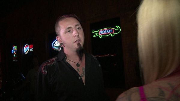 Cheaters (30') - Episode 9