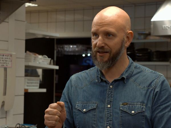 Med kniven for struben - Episode 706