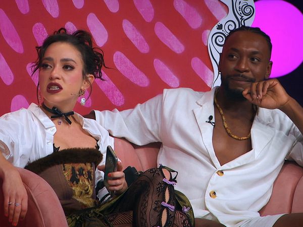 Tinder Apresenta: MTV Beija Sapo - Neferson