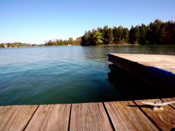 Lakefront Bargain Hunt - Sleepless for Sleepy Hollow Lake, NY