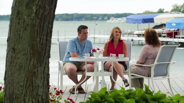Lakefront Bargain Hunt - Kicking Back on Indiana's Koontz Lake
