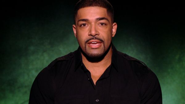Celebrity Ghost Stories (Classics) - Pam Grier, David Otunga, Max Adler, Golden Brooks