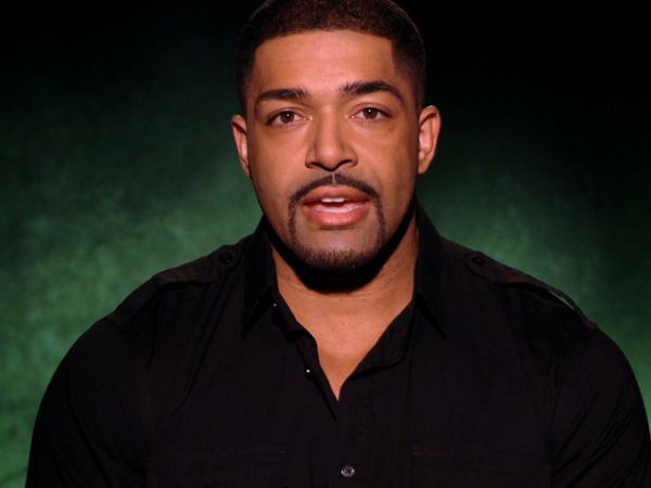 Celebrity Ghost Stories (Classics) - Pam Grier, David Otunga, Max Adler, Golden Brooks