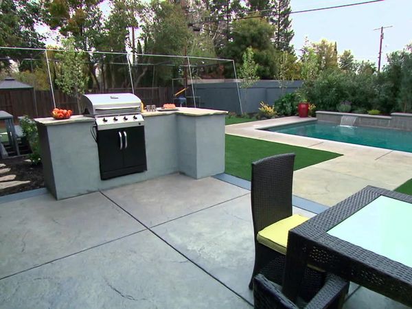 Yard Crashers - Play Ball