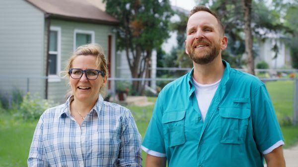 Hoarder House Flippers - Episode 204