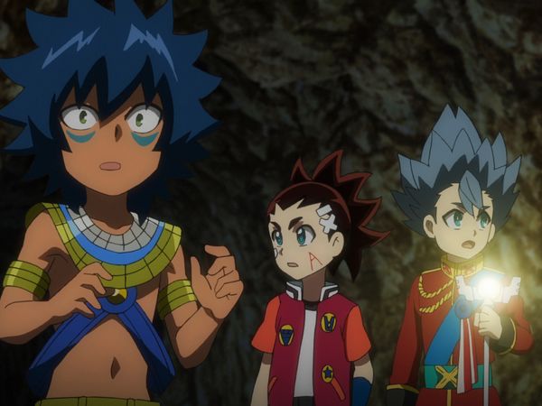 Beyblade Burst - Aquiles vs. Excalibur