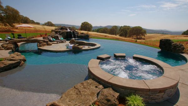 Pool Kings - Mountaintop Luxury Lagoon