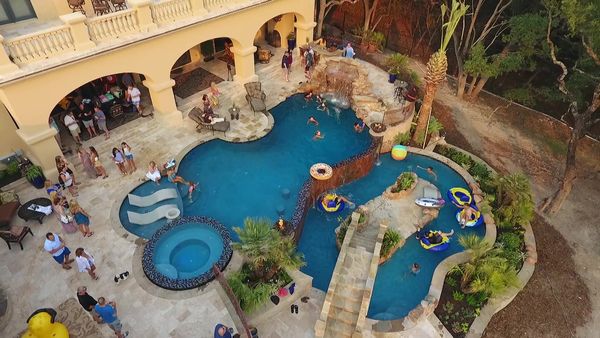 Pool Kings - Lake View Paradise