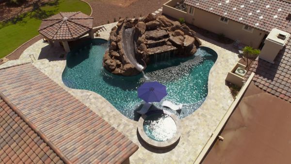 Pool Kings - A Rockin' Resort Pool