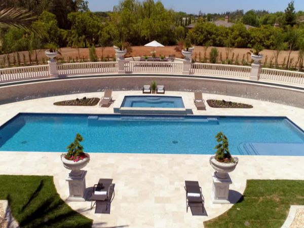 Pool Kings - Magnificent Mediterranean Pool