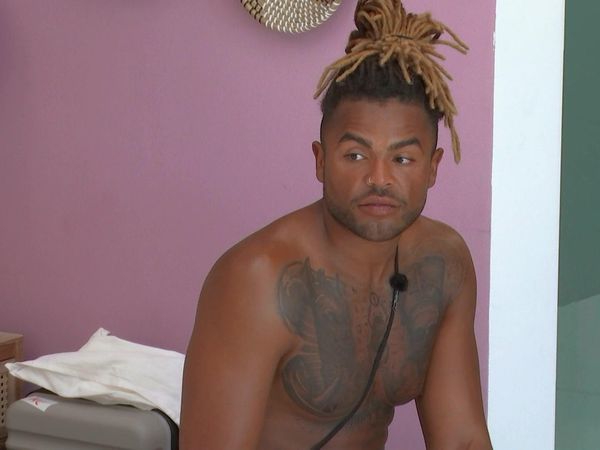 Celebrity Ex on the Beach - Kori Gets The Hump