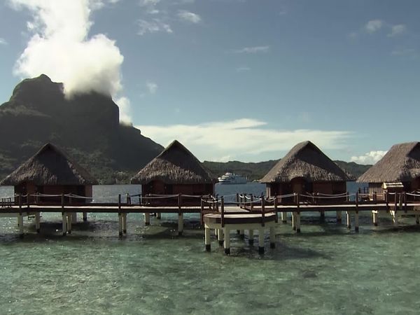 Travel In Style - Bora Bora & Maldives