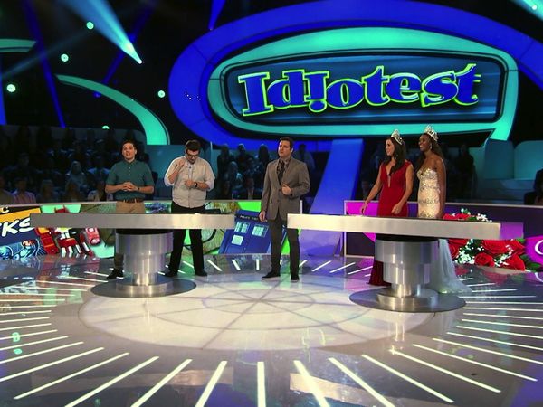 Idiotest - Beauties vs. Geeks