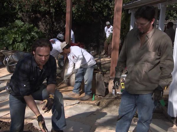 Yard Crashers - Backyard Secret Garden
