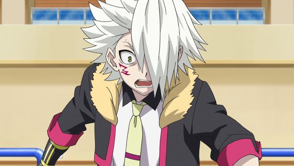 Beyblade Burst - Battle Royal Una estrategia para una gran batalla