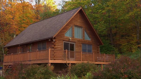 Log Cabin Living - Cabin Retreat in the Great Western Catskills