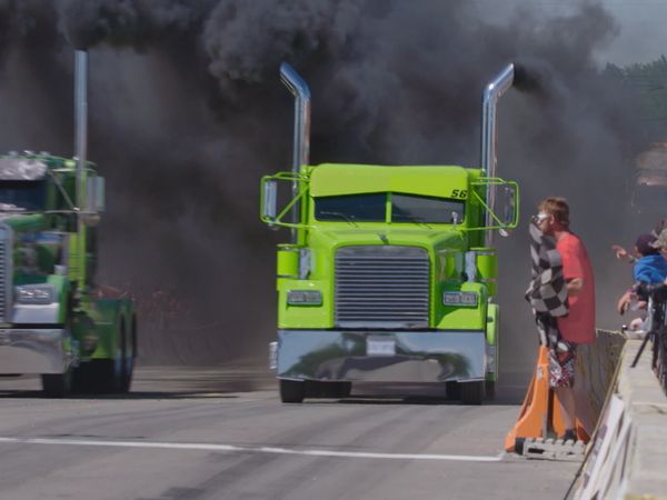 Big Rig Warriors - Episode 103