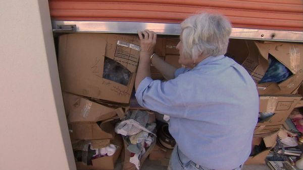 Hoarders - Becky / Clare
