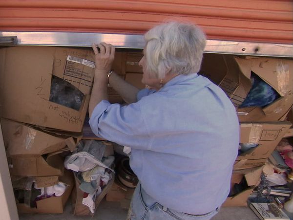 Hoarders - Becky / Clare