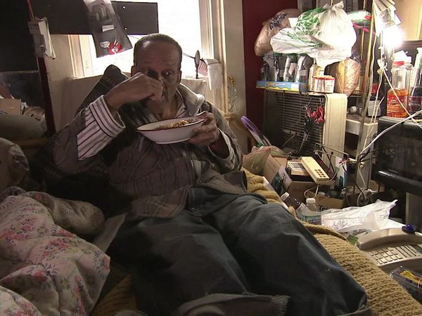 Hoarders - Stacey / Roi