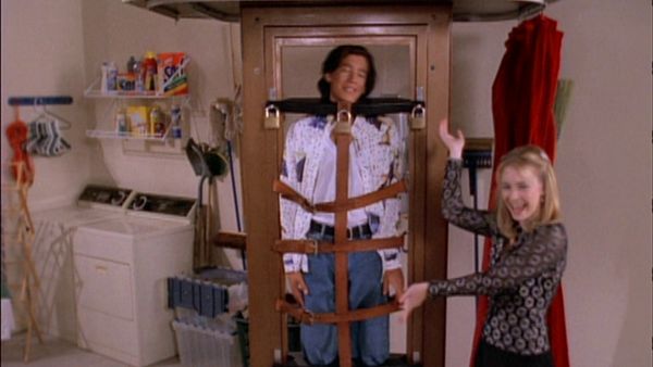 Sabrina The Teenage Witch - Joël, le magicien