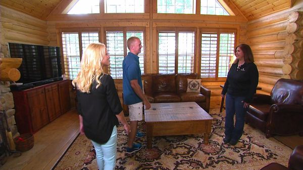 Log Cabin Living - Angel Fire Dream Cabin
