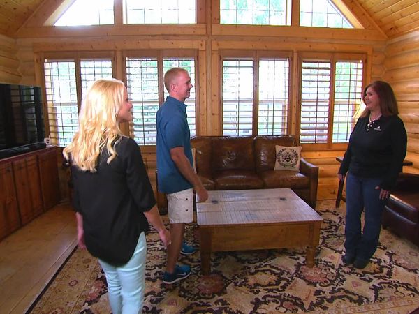 Log Cabin Living - Angel Fire Dream Cabin