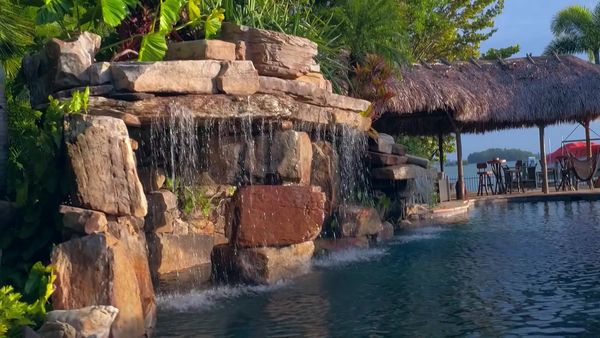 Insane Pools: Off the Deep End - Ultimate Backyard Paradises