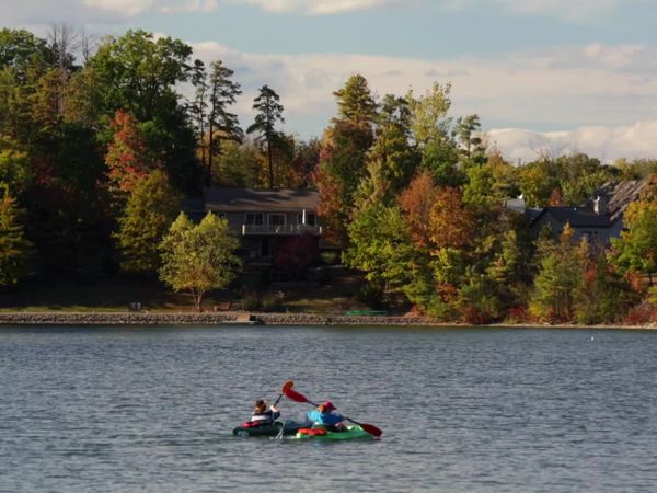 Lakefront Bargain Hunt - Retreating to Table Rock Lake in Southwestern Missouri