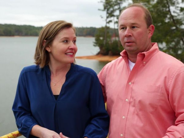 Lakefront Bargain Hunt - Home Sweet Home Lake Martin, Alabama