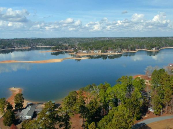Lakefront Bargain Hunt - All in the Family in Lake Martin, Alabama.