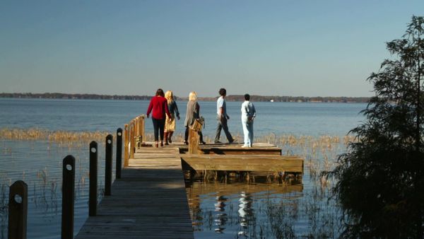 Lakefront Bargain Hunt - Livin' Large in Lake County, FL