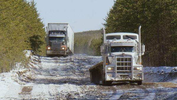 Ice Road Truckers - Mother Nature Scorned